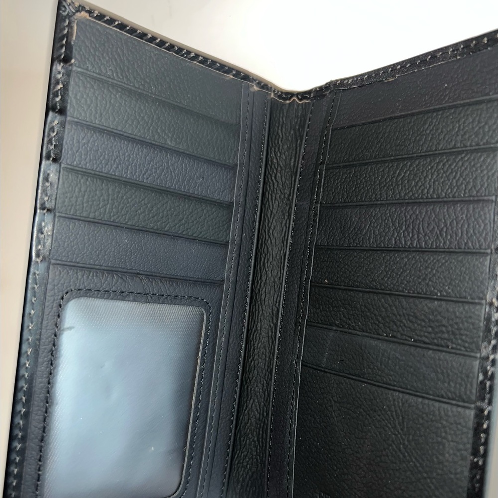 Black Embossed Leather Wallet - Picture 2 of 3
